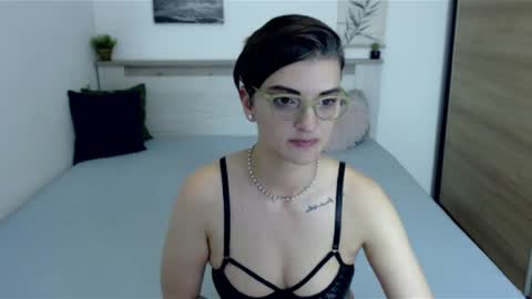Hi there guys  My pleasure in your hands  pvt is open online show from 07/21/26, 07:27
