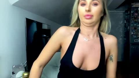 amyroberta92 online show from 03/29/26, 06:46