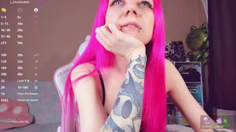 Snapshot of amyrose69 chatting on 05/15/26, 11:39 Amy Rose online show from 05/15/26, 11:39