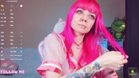 Snapshot of amyrose69 chatting on 05/27/26, 06:16 Amy Rose online show from 05/27/26, 06:16