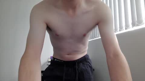 Julian online show from 02/10/25, 03:46