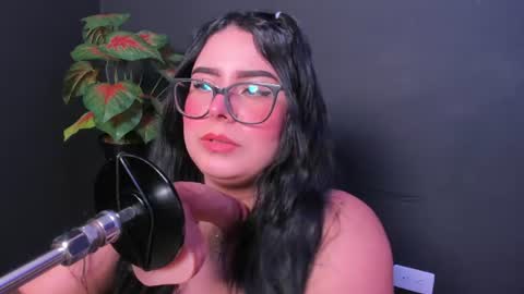 amywhitte_ online show from 07/06/26, 03:58
