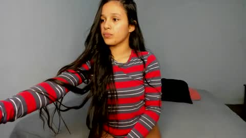 Snapshot of amyy_28 chatting on 07/13/26, 12:02 Amyy online show from 07/13/26, 12:02