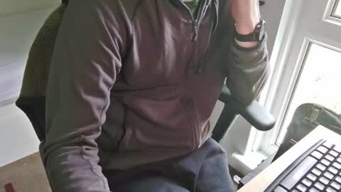 A online show from 04/27/26, 08:45