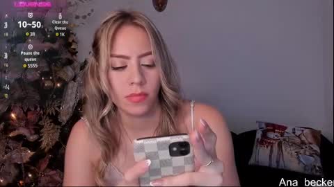 Snapshot of ana_becker1 chatting on 12/30/24, 08:58 Ana online show from 12/30/24, 08:58