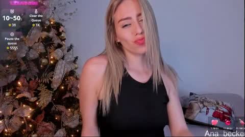 Snapshot of ana_becker1 chatting on 01/04/25, 12:59 Ana online show from 01/04/25, 12:59