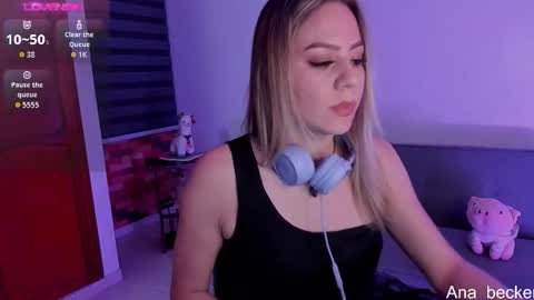 Snapshot of ana_becker1 chatting on 11/04/25, 03:49 Ana online show from 11/04/25, 03:49