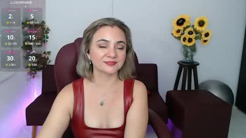 Snapshot of ana_hotmilf chatting on 04/25/26, 12:13 Ana online show from 04/25/26, 12:13