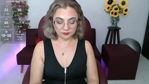 Snapshot of ana_hotmilf chatting on 05/02/26, 08:03 Ana online show from 05/02/26, 08:03