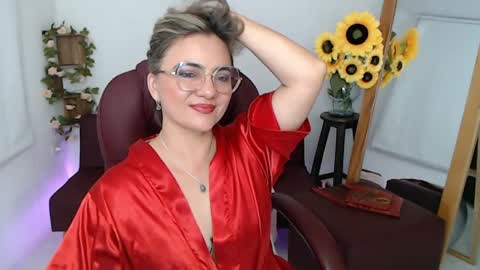 Snapshot of ana_hotmilf chatting on 05/30/26, 11:35 Ana online show from 05/30/26, 11:35
