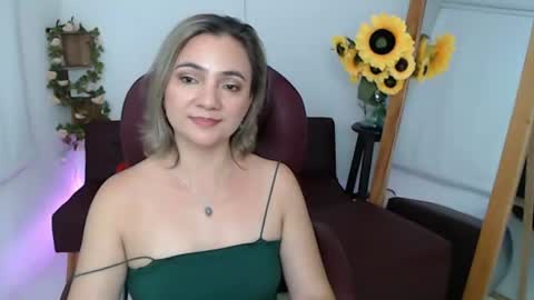 Snapshot of ana_hotmilf chatting on 07/20/26, 11:29 Ana online show from 07/20/26, 11:29