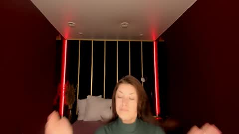 Ana online show from 10/01/25, 10:10