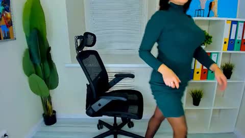 Ana online show from 10/03/25, 10:12