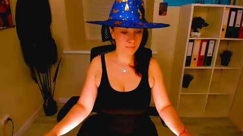 Ana online show from 10/29/25, 10:28