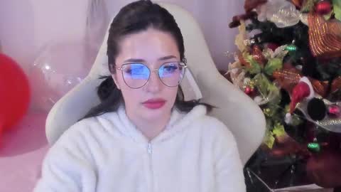 Im anna but you can call me as you want online show from 12/20/24, 01:14