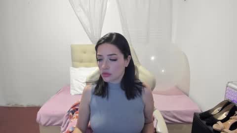 Im anna but you can call me as you want online show from 01/22/25, 07:34