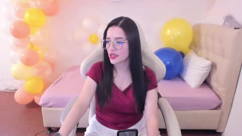 Im anna but you can call me as you want online show from 05/28/26, 09:23