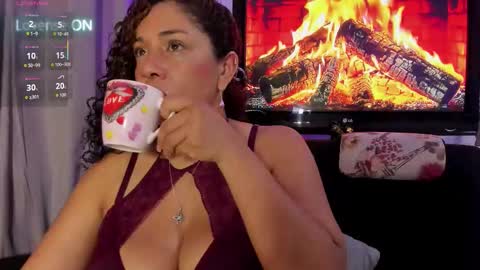 Ana My schedule 0400 - 1600 GMT -5 online show from 02/04/26, 09:59