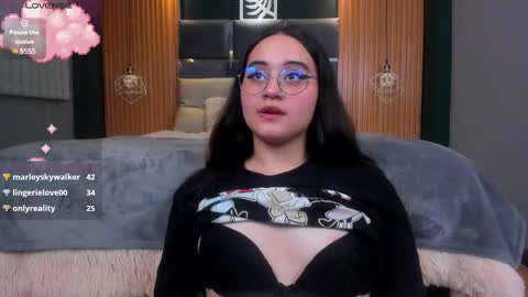 Ana online show from 12/19/24, 11:35