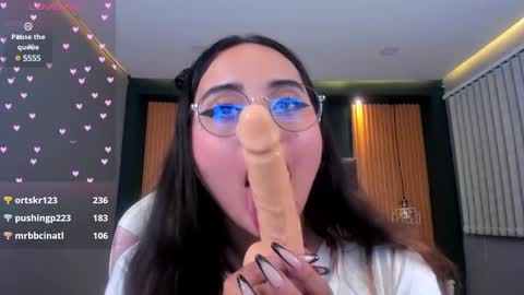 Ana online show from 01/21/25, 11:45