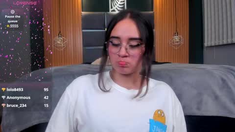 Ana online show from 01/23/25, 12:25