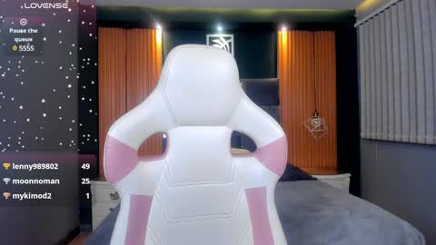 Ana online show from 02/18/25, 11:52