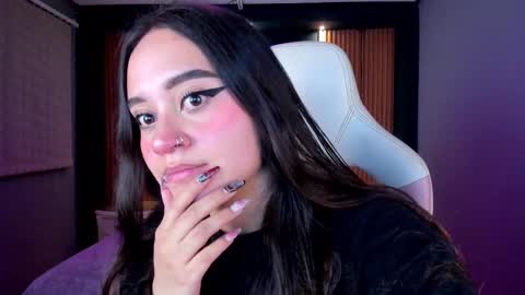 Ana online show from 09/19/25, 11:33