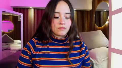 Ana online show from 09/29/25, 07:51