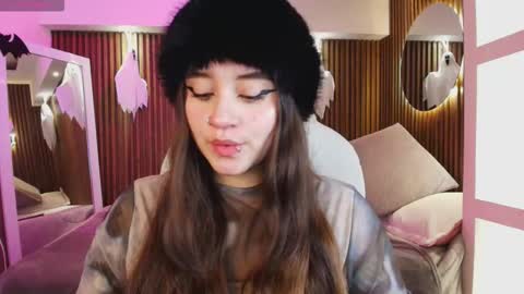 Ana online show from 10/06/25, 07:33