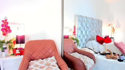 anaa_bellaa online show from 12/02/24, 06:32