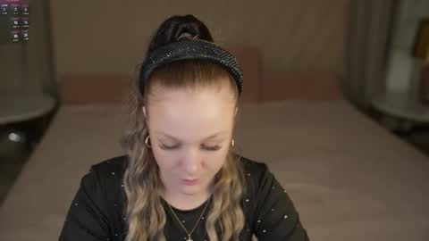 Sweet girls online show from 10/09/25, 10:35