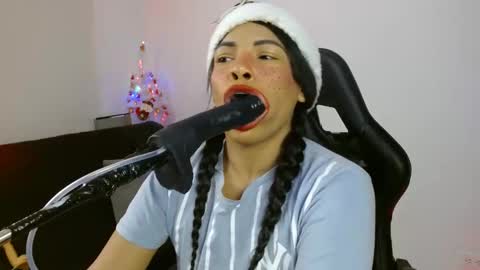 Snapshot of anabel693 chatting on 12/11/24, 07:31 anabel alice gandara online show from 12/11/24, 07:31