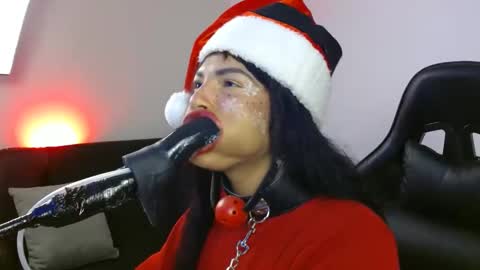 Snapshot of anabel693 chatting on 12/16/24, 07:15 anabel alice gandara online show from 12/16/24, 07:15