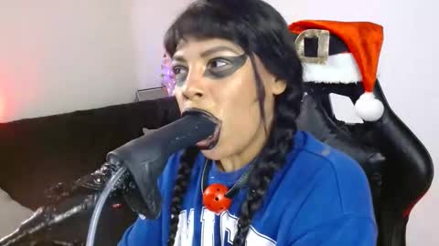 Snapshot of anabel693 chatting on 12/20/24, 10:16 anabel alice gandara online show from 12/20/24, 10:16