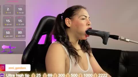 Snapshot of anabel693 chatting on 10/23/25, 08:13 anabel alice gandara online show from 10/23/25, 08:13