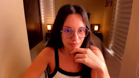 Snapshot of anabel_25 chatting on 10/29/25, 03:14 Anabel online show from 10/29/25, 03:14