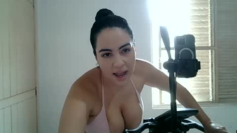 anabelenogueira1 online show from 08/04/26, 02:30