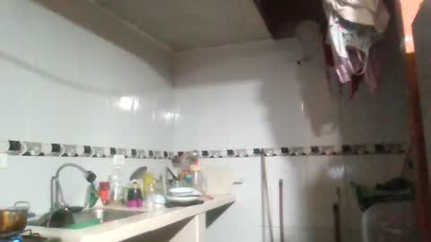 Snapshot of anabella_00 chatting on 07/05/26, 04:19 anabella_00 online show from 07/05/26, 04:19