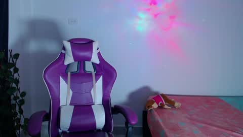 Anabella online show from 02/23/25, 12:30