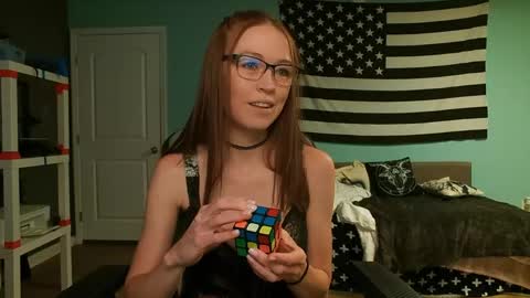 Anabelleleigh online show from 04/17/26, 01:30