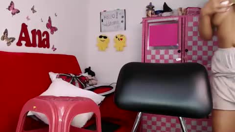 Ana online show from 12/19/25, 04:25