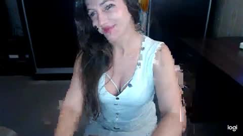 Snapshot of anabelsweet chatting on 07/12/26, 01:18 Milana online show from 07/12/26, 01:18