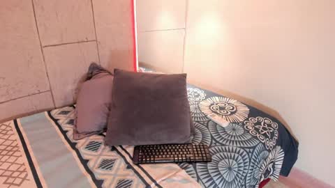 Anna online show from 03/18/26, 12:08