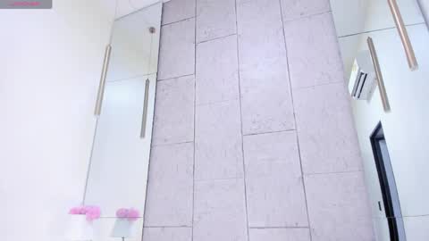 Anna online show from 03/27/26, 11:43