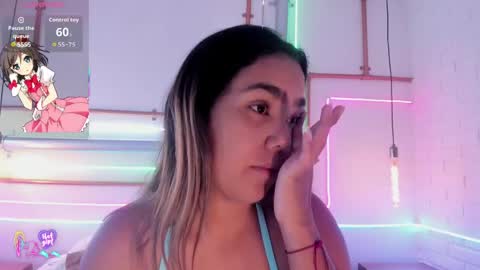 Snapshot of anaelle_bardin chatting on 05/17/26, 11:39 Anna online show from 05/17/26, 11:39
