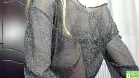 Snapshot of anahi1993 chatting on 02/25/25, 10:47 Anahi online show from 02/25/25, 10:47