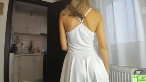 Snapshot of anahi1993 chatting on 09/10/25, 04:12 Anahi online show from 09/10/25, 04:12