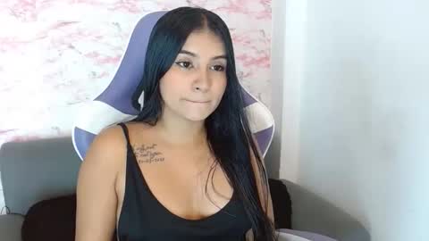 Snapshot of anahi__s chatting on 05/15/26, 09:00 ANAH online show from 05/15/26, 09:00