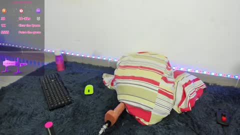 Snapshot of anahi_cruz77 chatting on 01/28/25, 03:35 Ana  online show from 01/28/25, 03:35