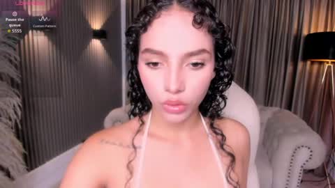 Anahi Curlie online show from 05/02/26, 10:53